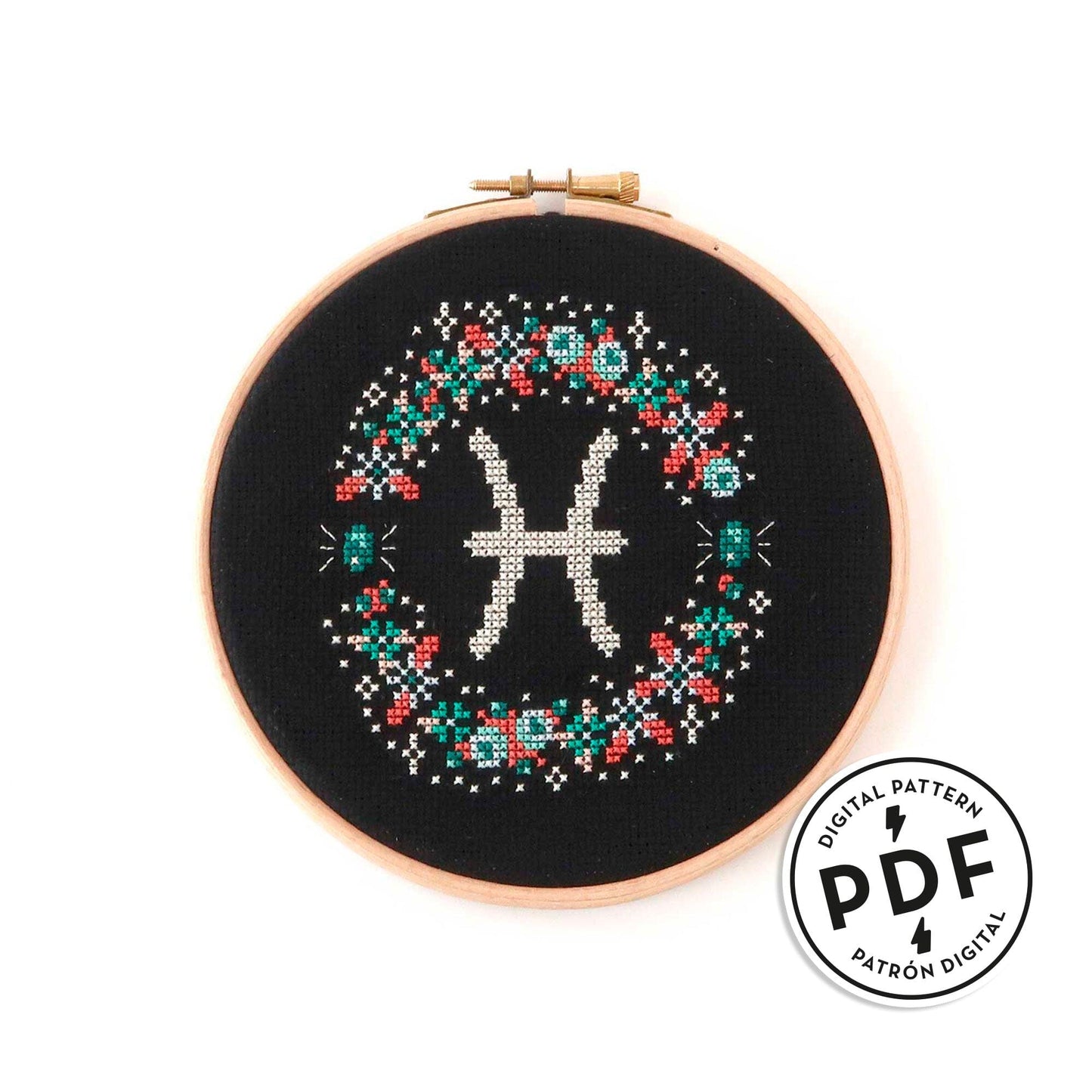Patrón de punto de cruz en PDF con el signo de Piscis rodeado de flores en tonos de turquesa. Signo del zodíaco de punto de cruz moderno y redondo para enmarcar en aro de bordar.